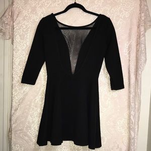 🖤American Apparel Plunge-Skater Dress🖤